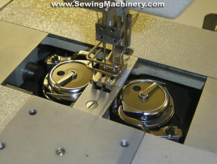 Twin needle sewing machine