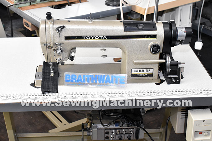 Toyota AD341-202 sewing machine
